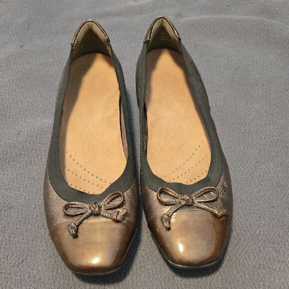 Clarks Womens Career Flats Size 6.5 - Picture 1 of 6